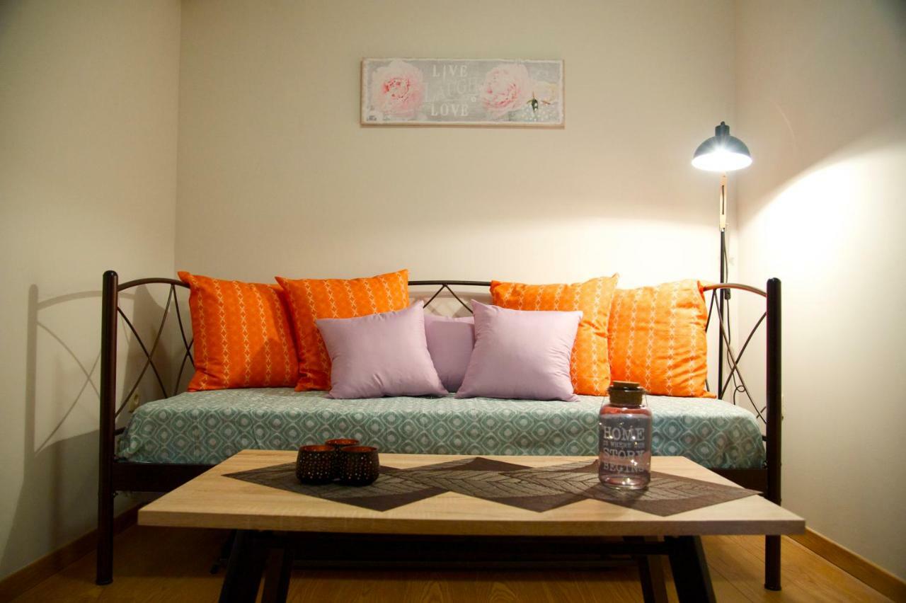 Stylish And Elegant Apts Apartment Атина Екстериор снимка