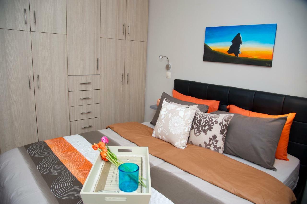 Stylish And Elegant Apts Apartment Атина Екстериор снимка