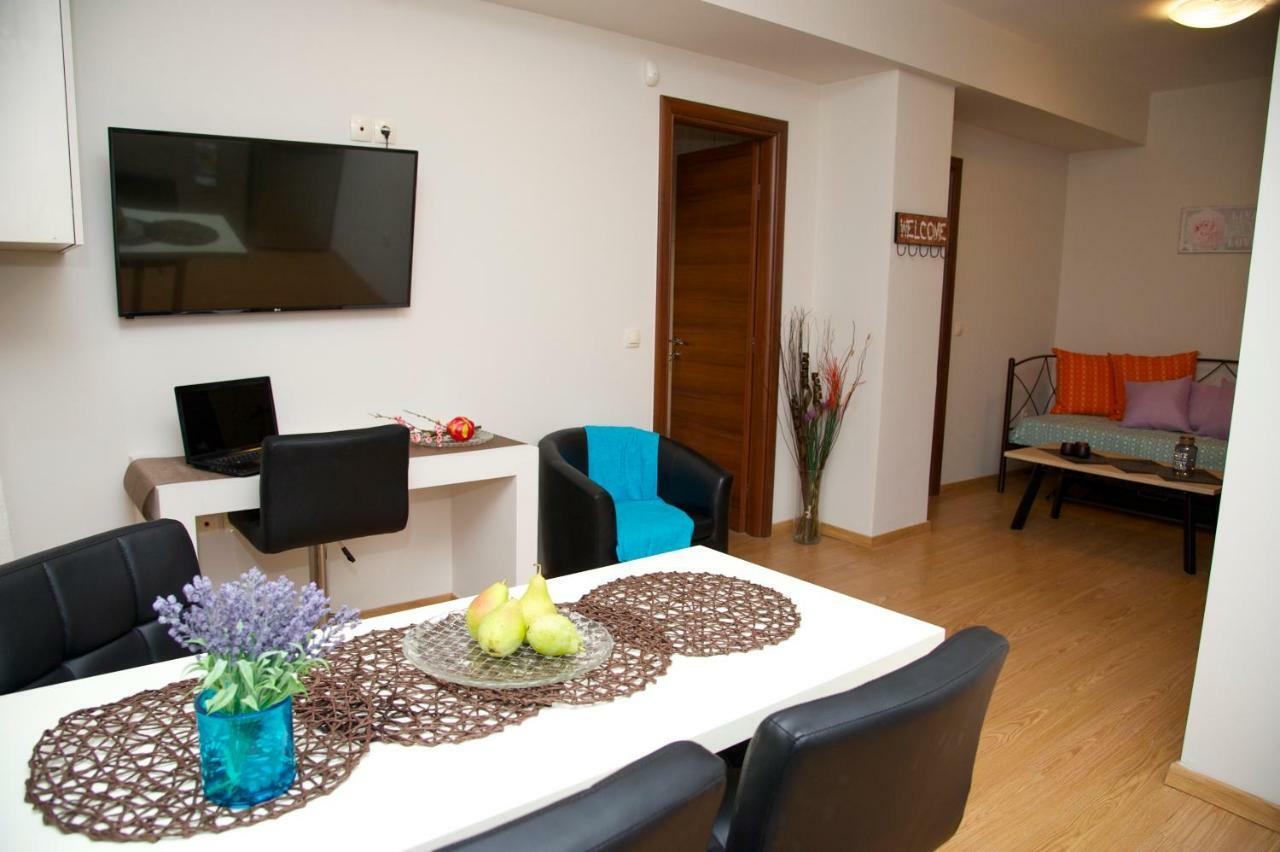 Stylish And Elegant Apts Apartment Атина Екстериор снимка
